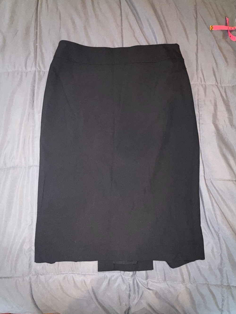 Ann Taylor Black Pencil Skirt Size 4 NWT